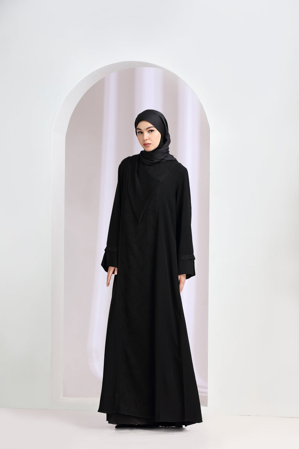 Sema Abaya Black