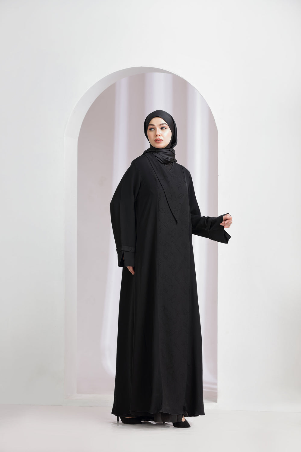 Sema Abaya Black