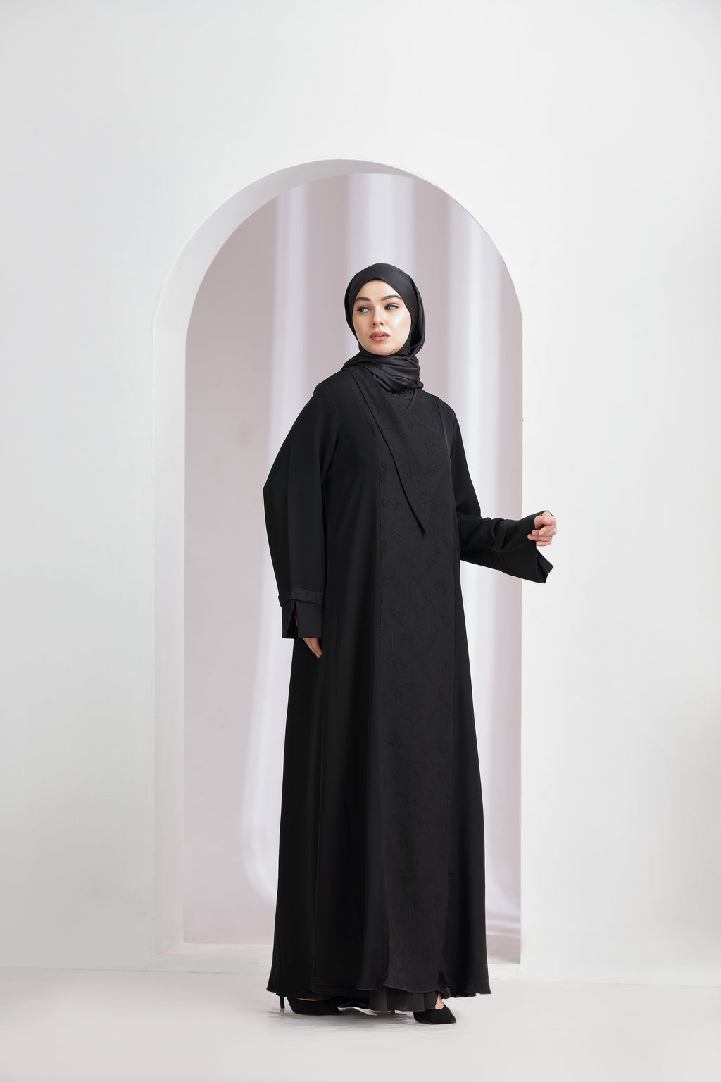 Sema Abaya Black