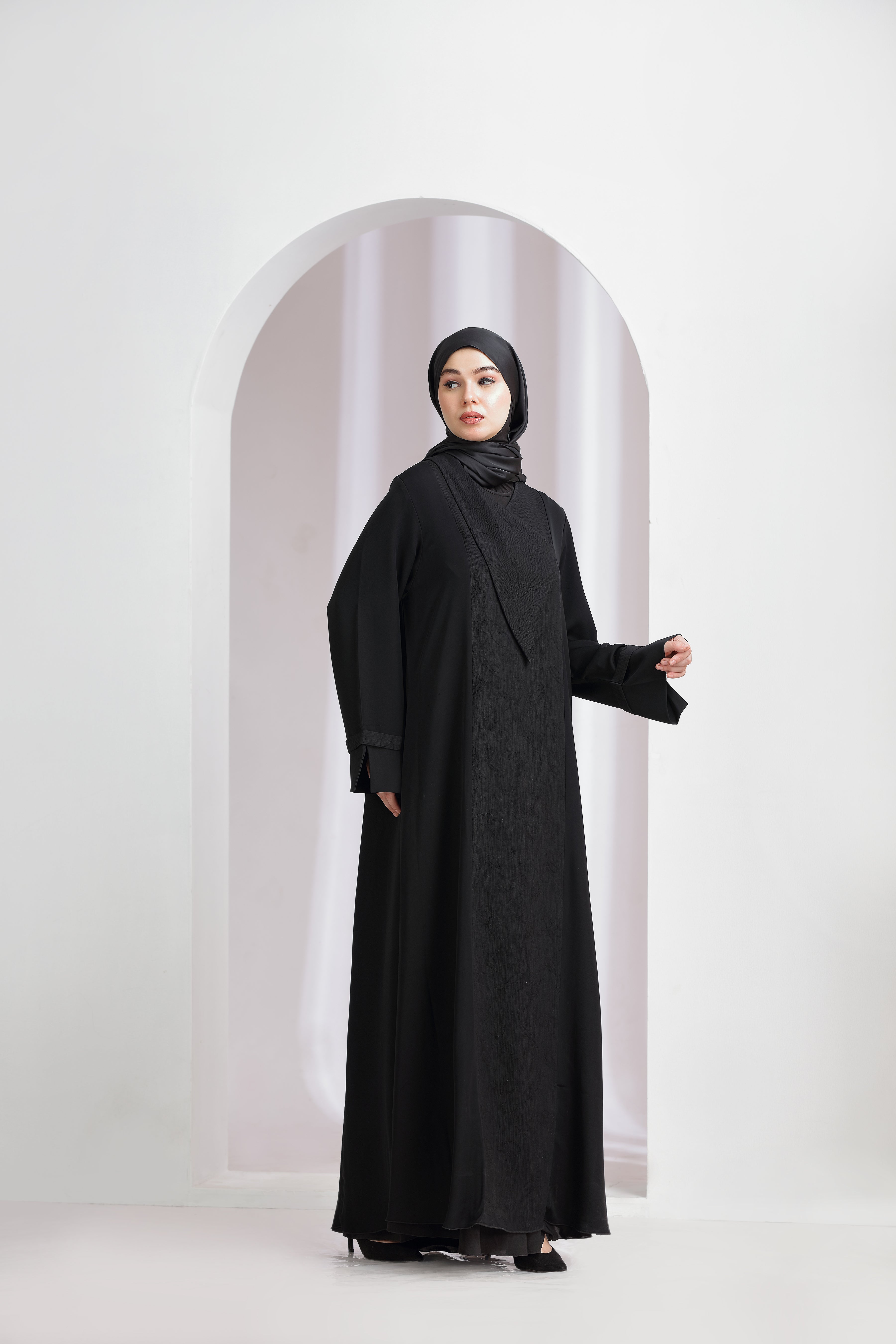 Sema Abaya Black