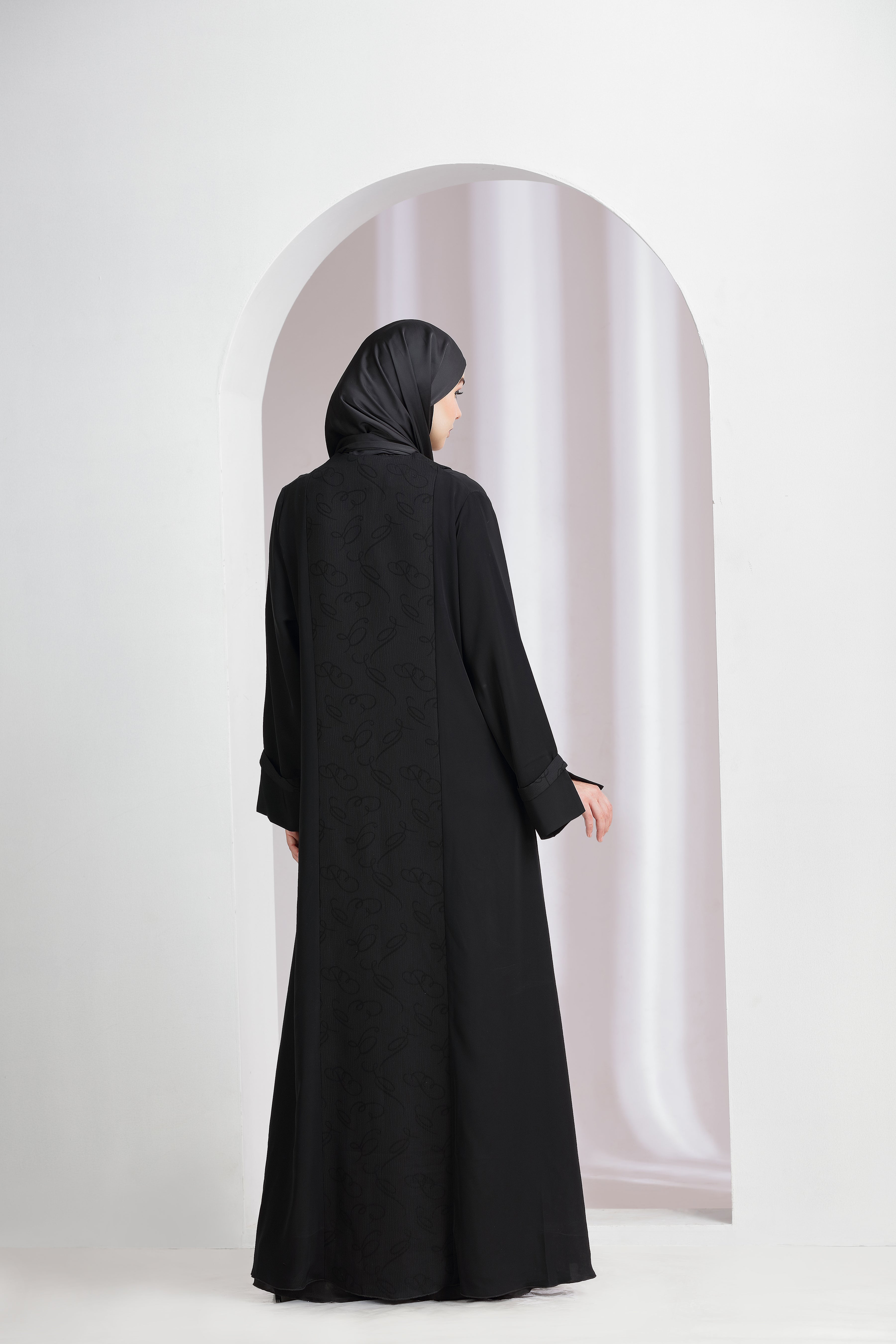 Sema Abaya Black