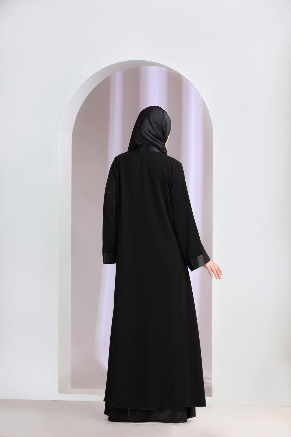Gozde Abaya Black