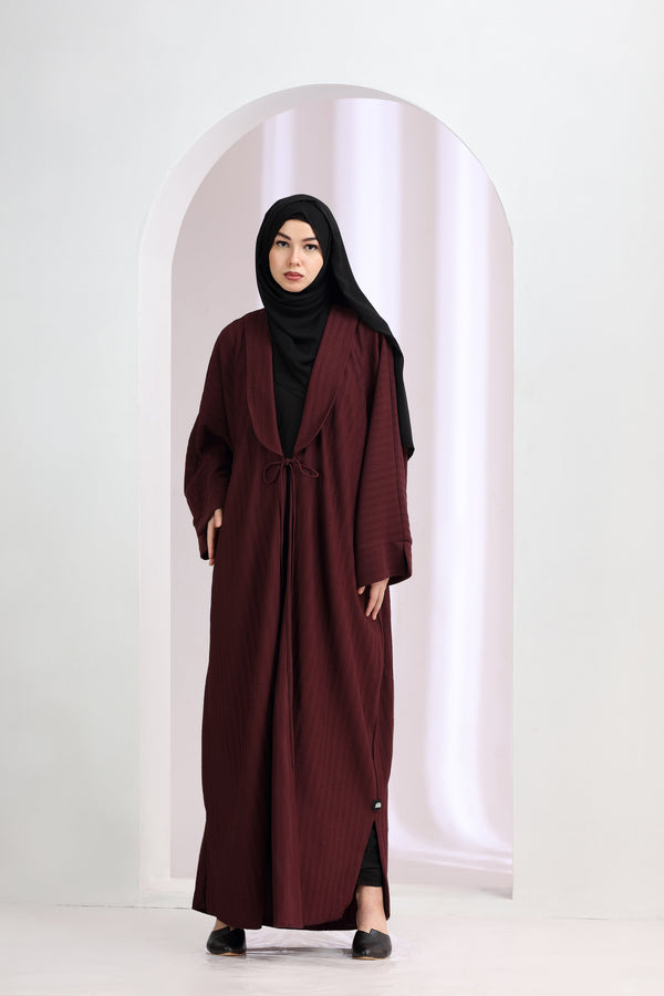 Aiza Shrug Kaftan Maroon