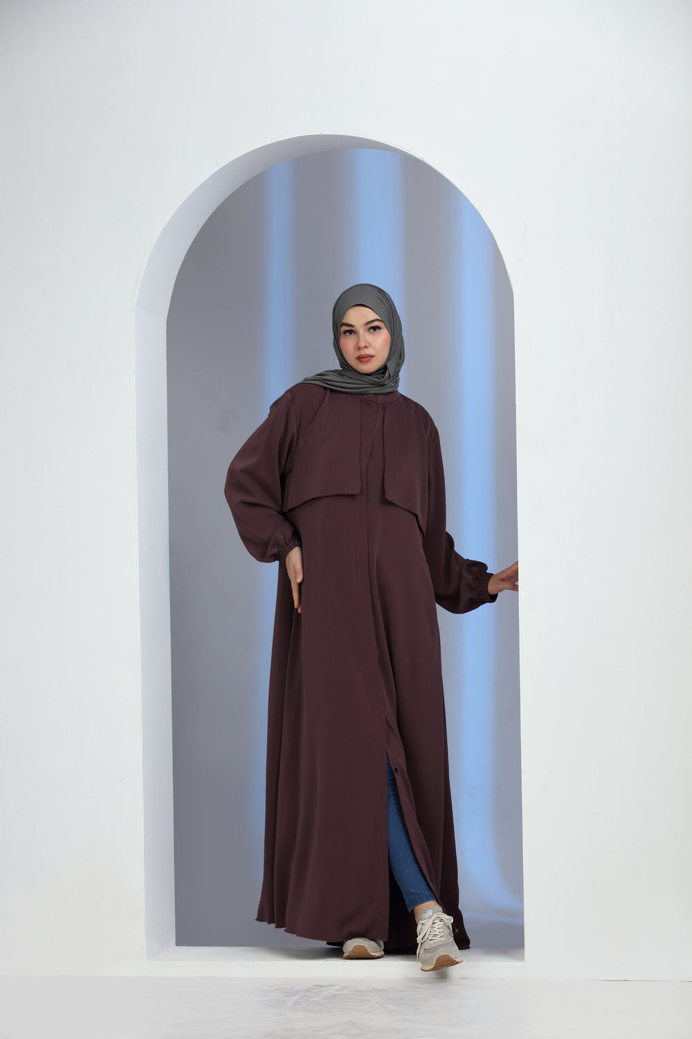 Fina Abaya Brown