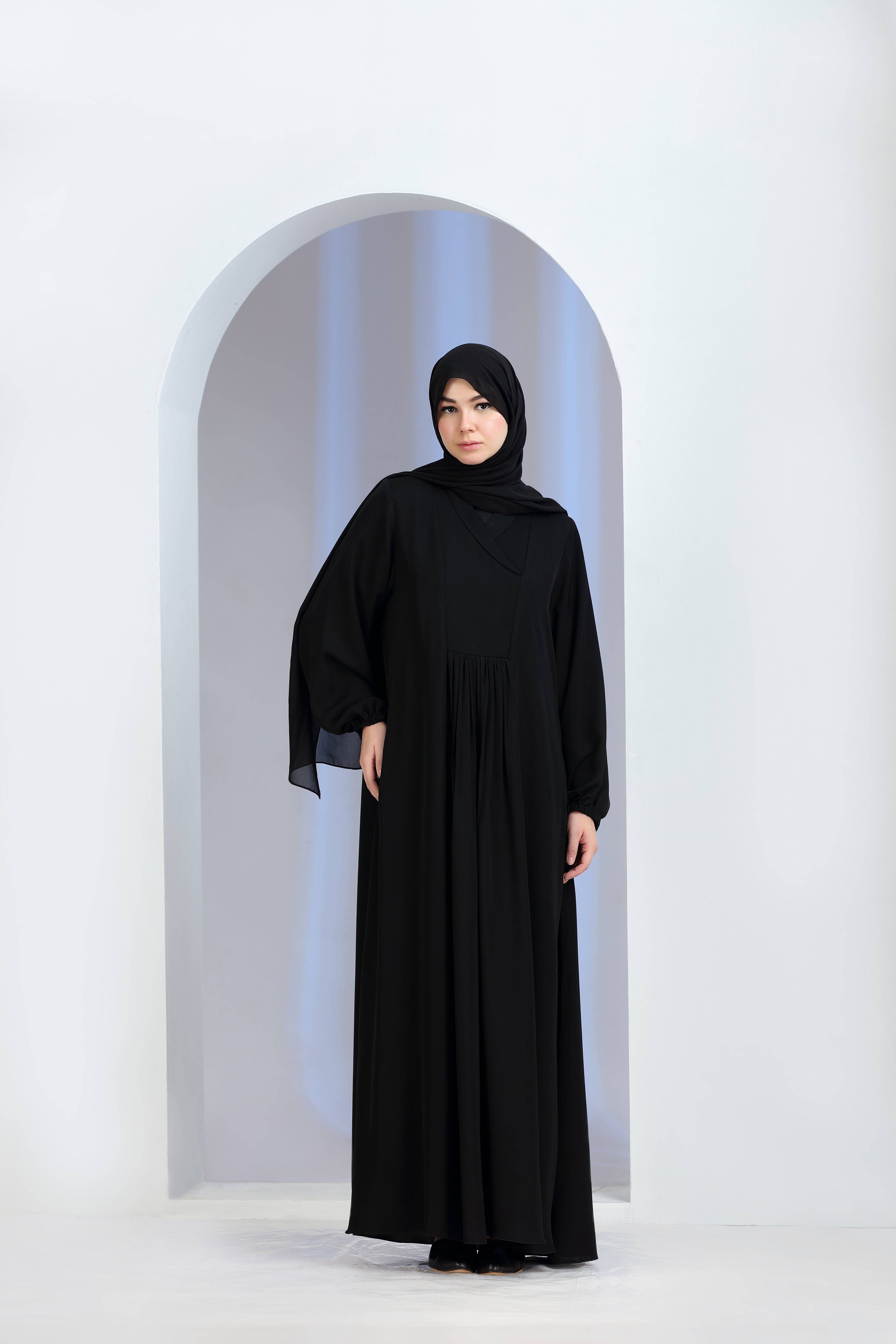 Aika Abaya Black