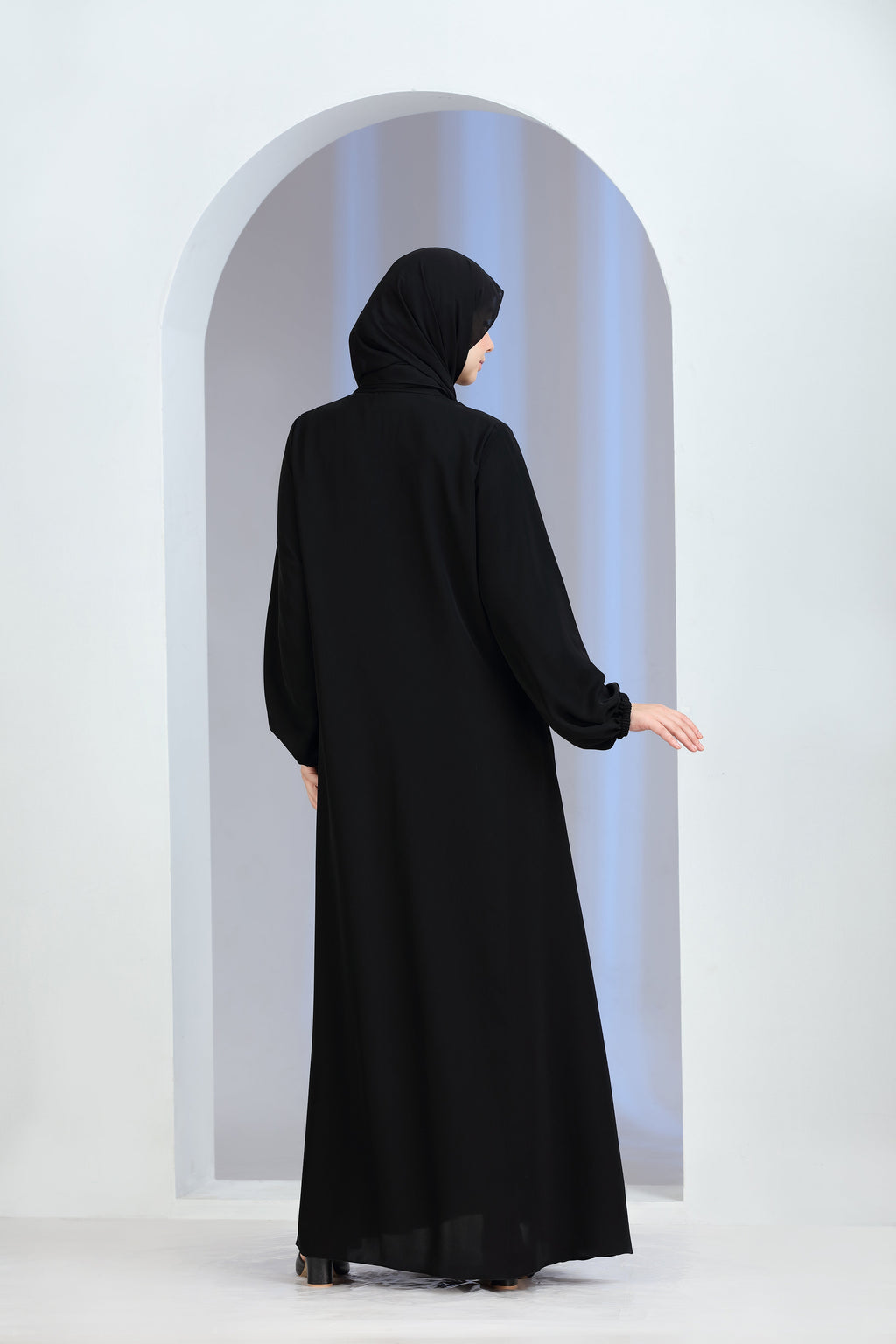 Aika Abaya Black