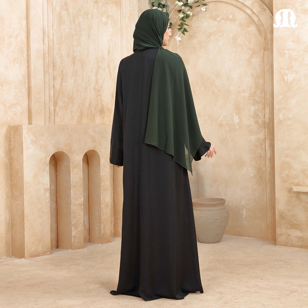 Serata Black Abaya