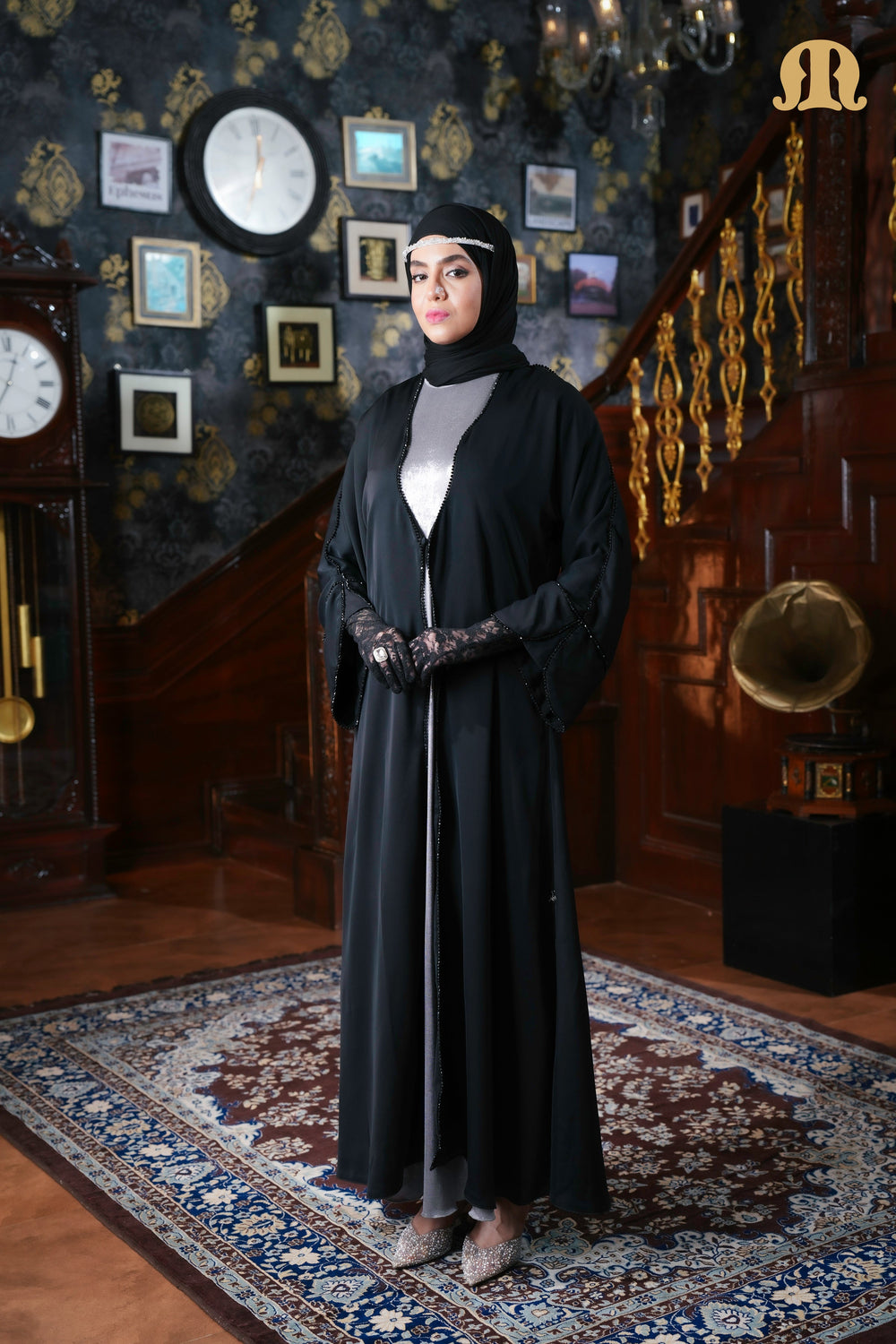 Nexa Abaya Black