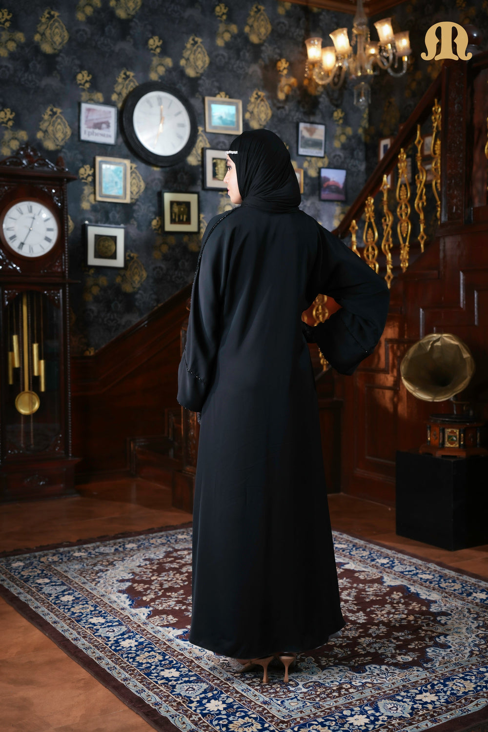 Nexa Abaya Black