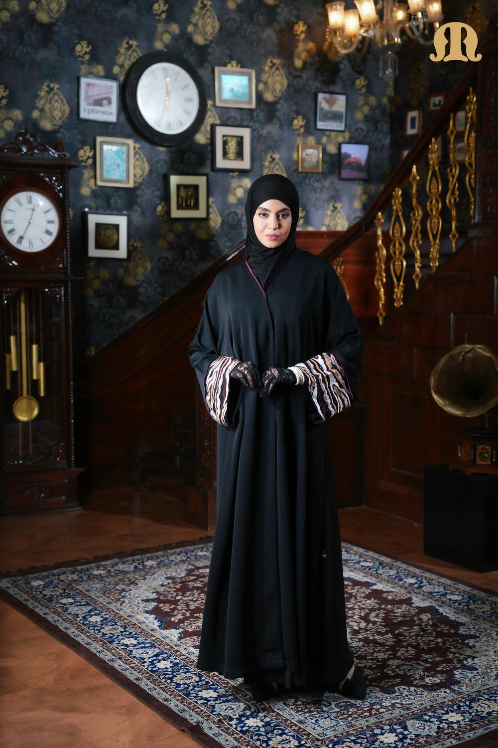 Elyse Handwork Abaya Black