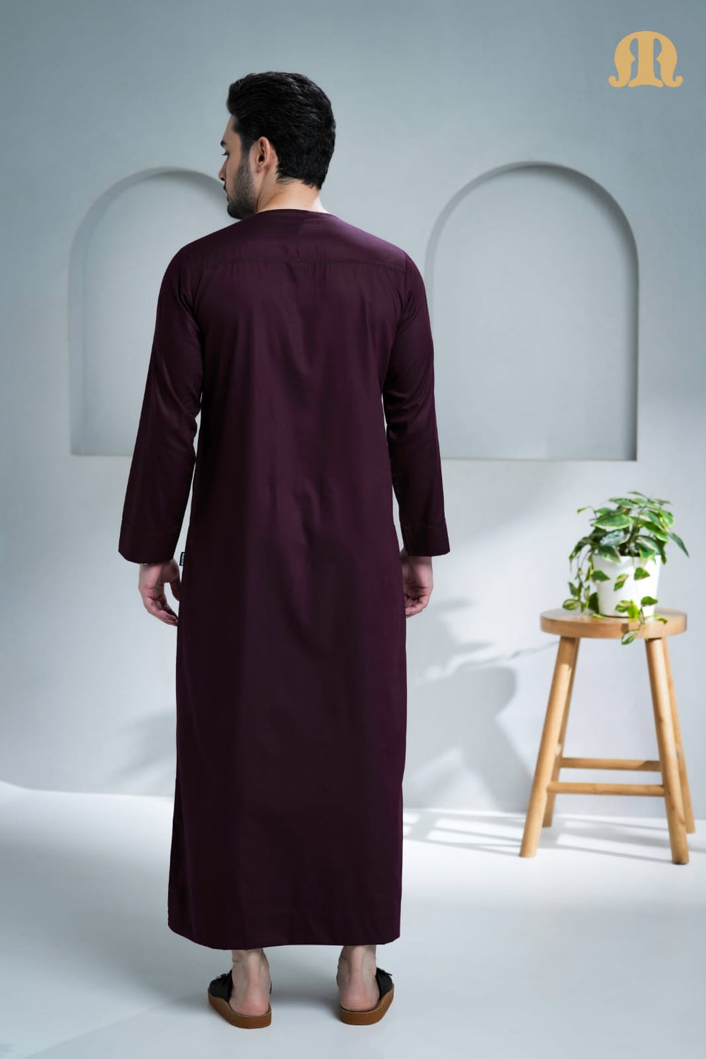 Kurvig Omani Thobe Maroon For Men