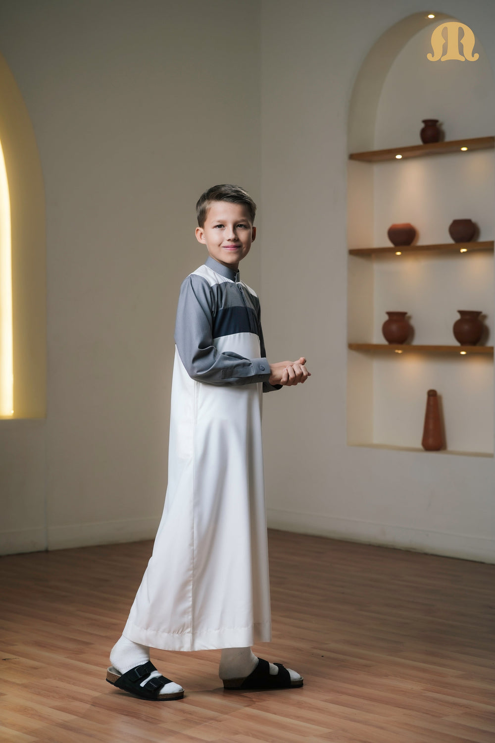 Mikros Thobe Kids