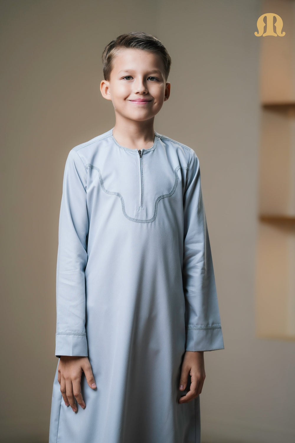Kurvig Omani 2.0 Light Grey Thobe Kids