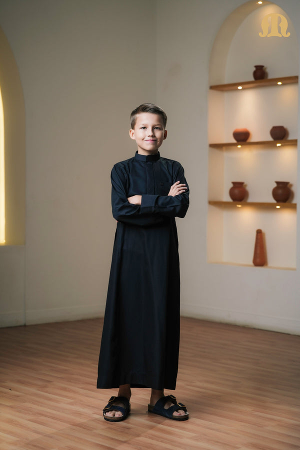Kurvig Saudi 2.0 Black Thobe Kids