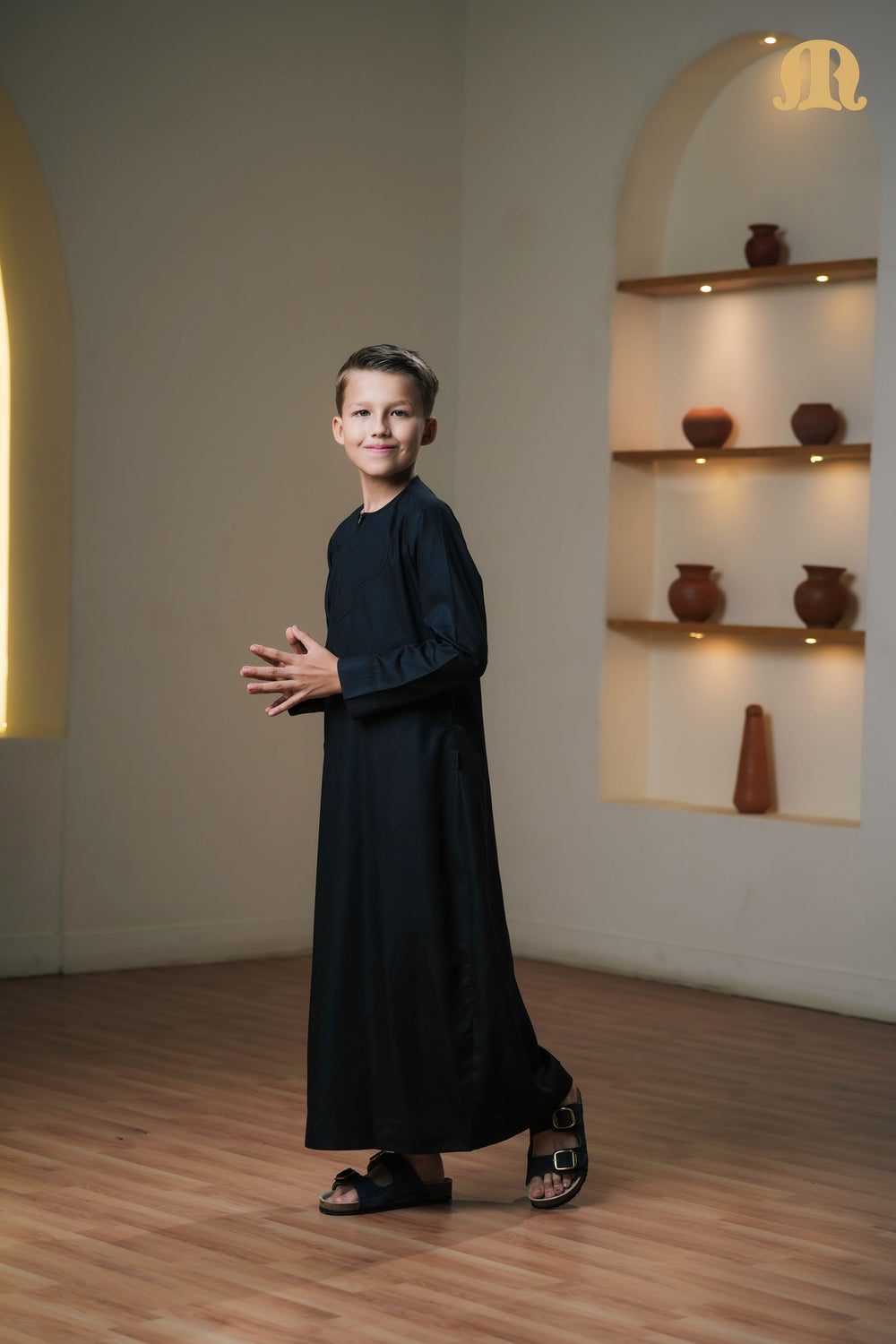 Kurvig Omani 2.0 Black Thobe Kids