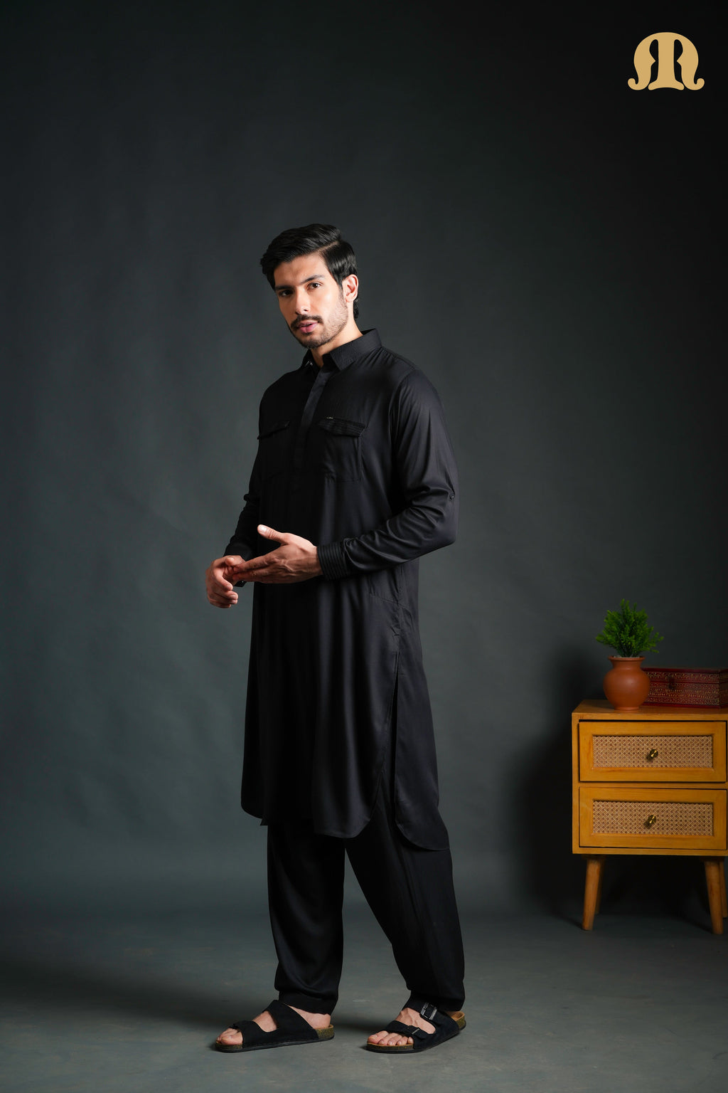 Kikan Black Pathani Set Men