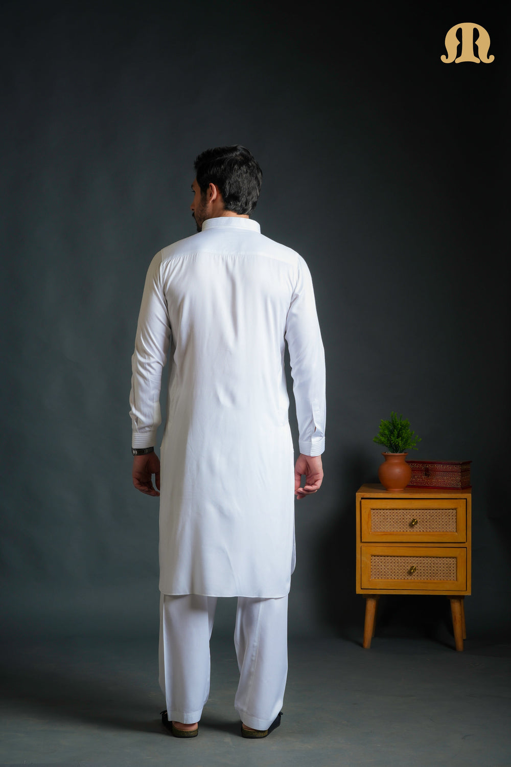 Kikan White Pathani Set Men