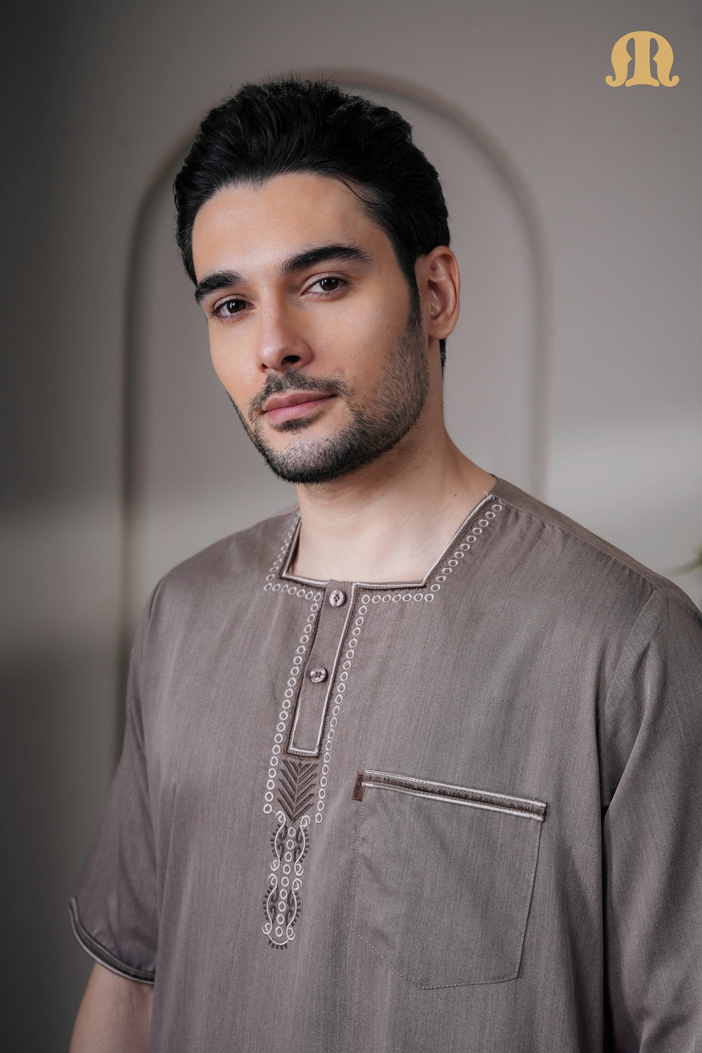 Daqiq Brown Half Sleeve Thobe Mens