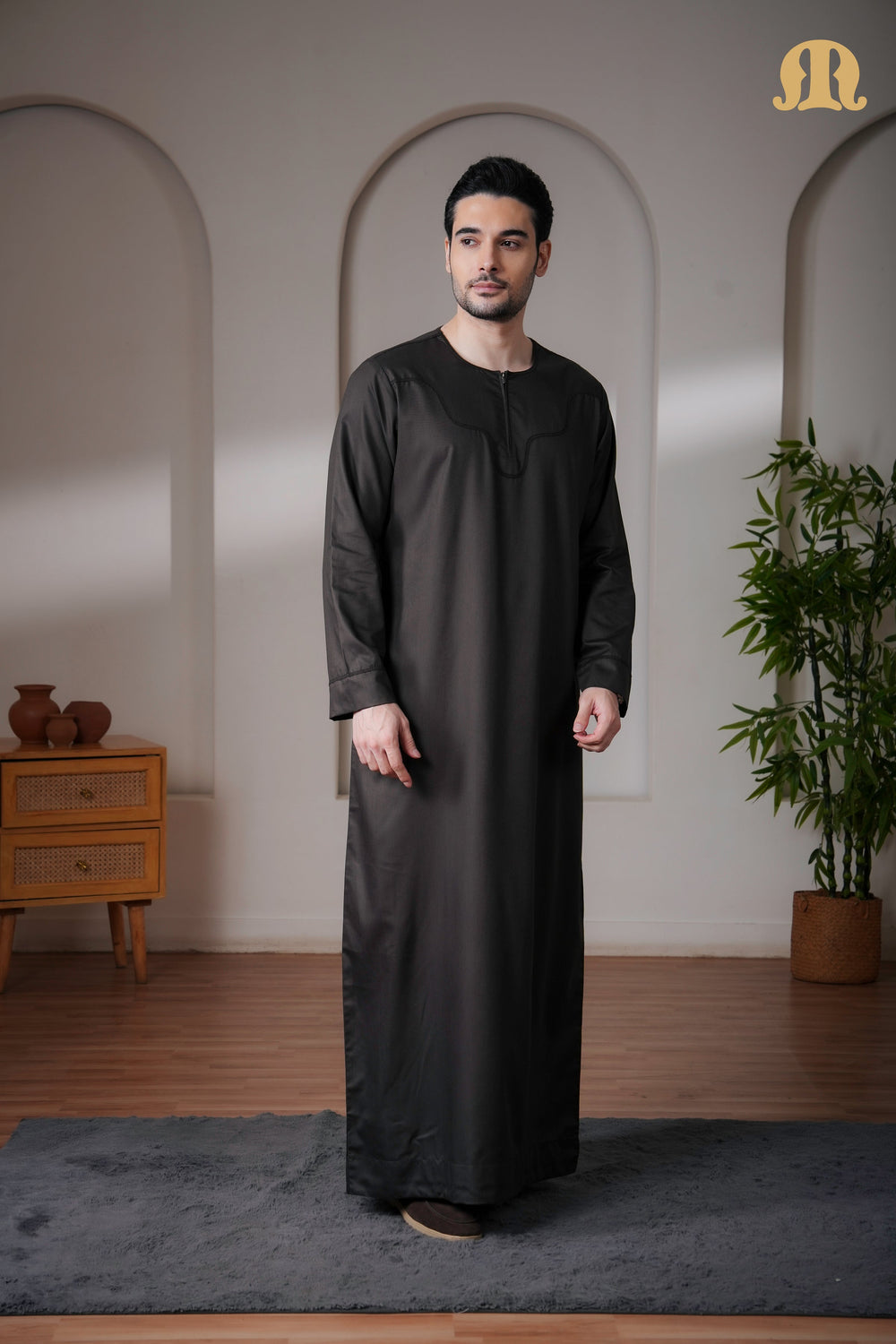 Kurvig Omani 2.0 Dark Brown Thobe Mens