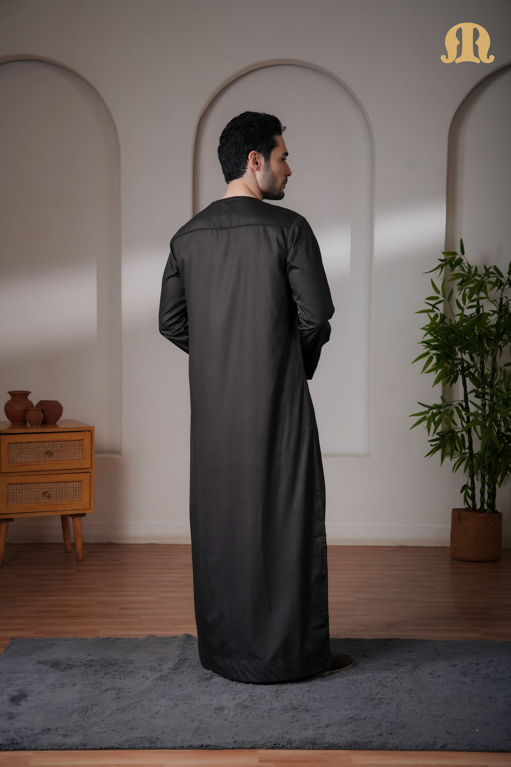 Kurvig Omani 2.0 Dark Brown Thobe Mens