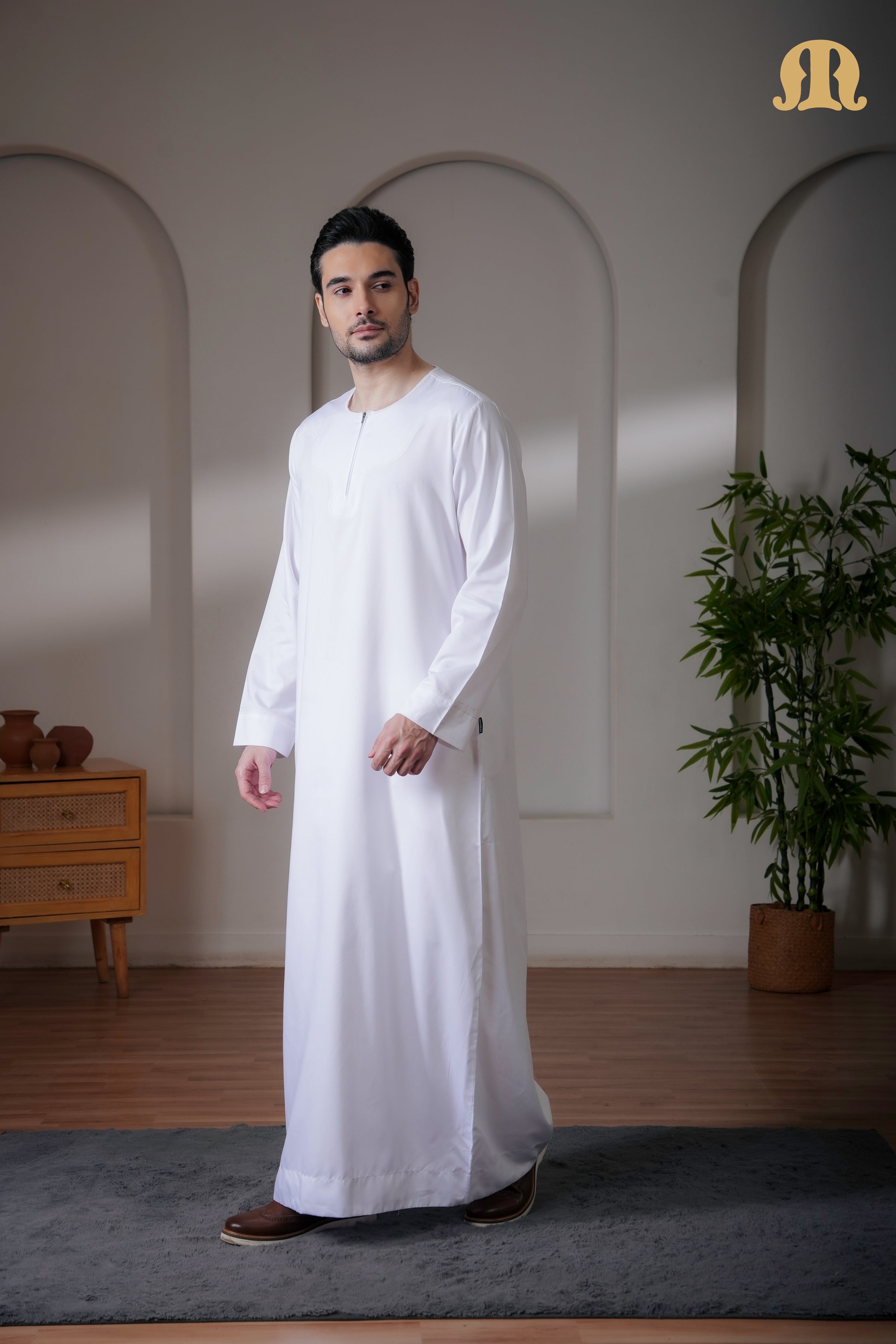 Kurvig Omani 2.0 White Thobe Mens