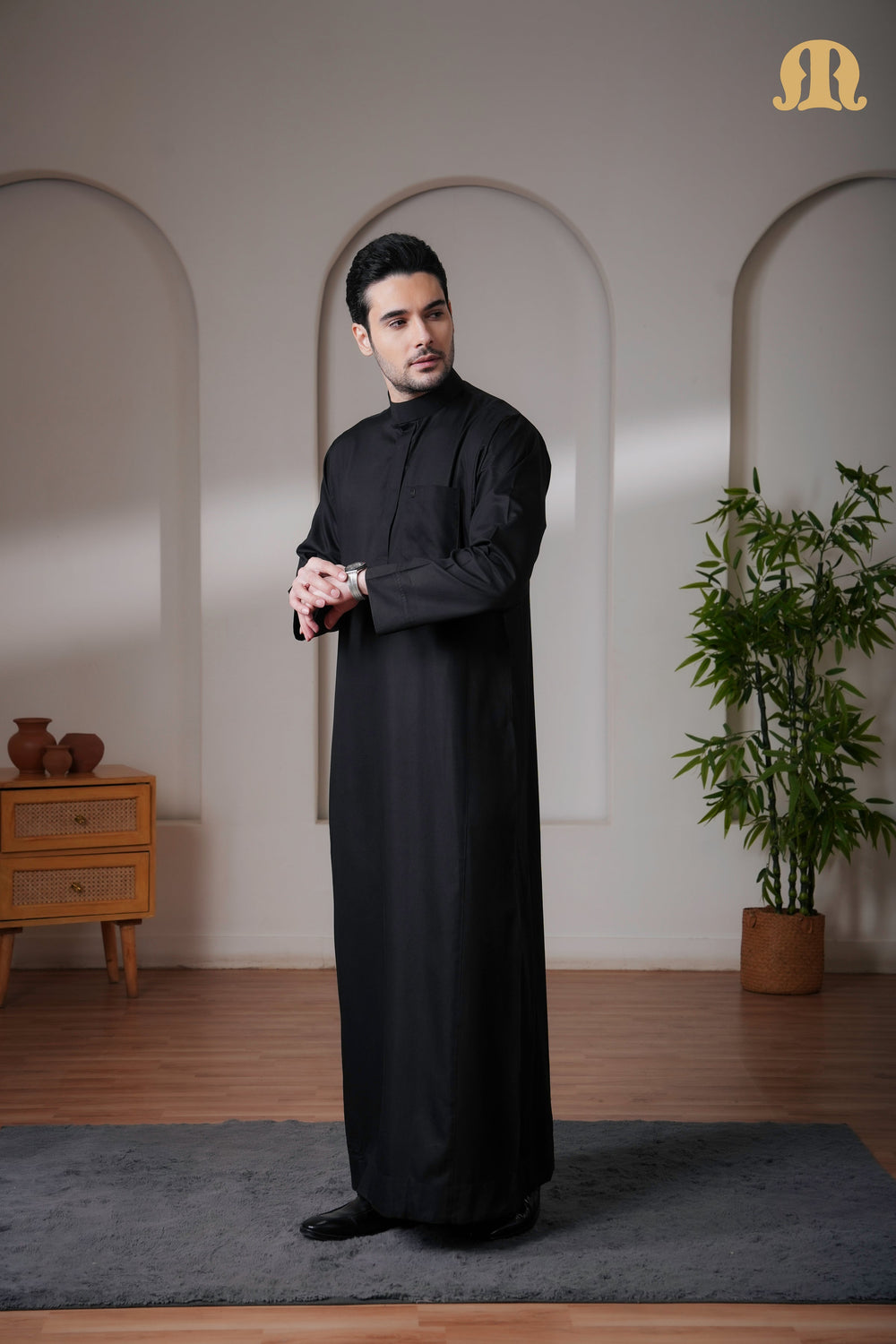 Kurvig Saudi 2.0 Black Thobe Mens