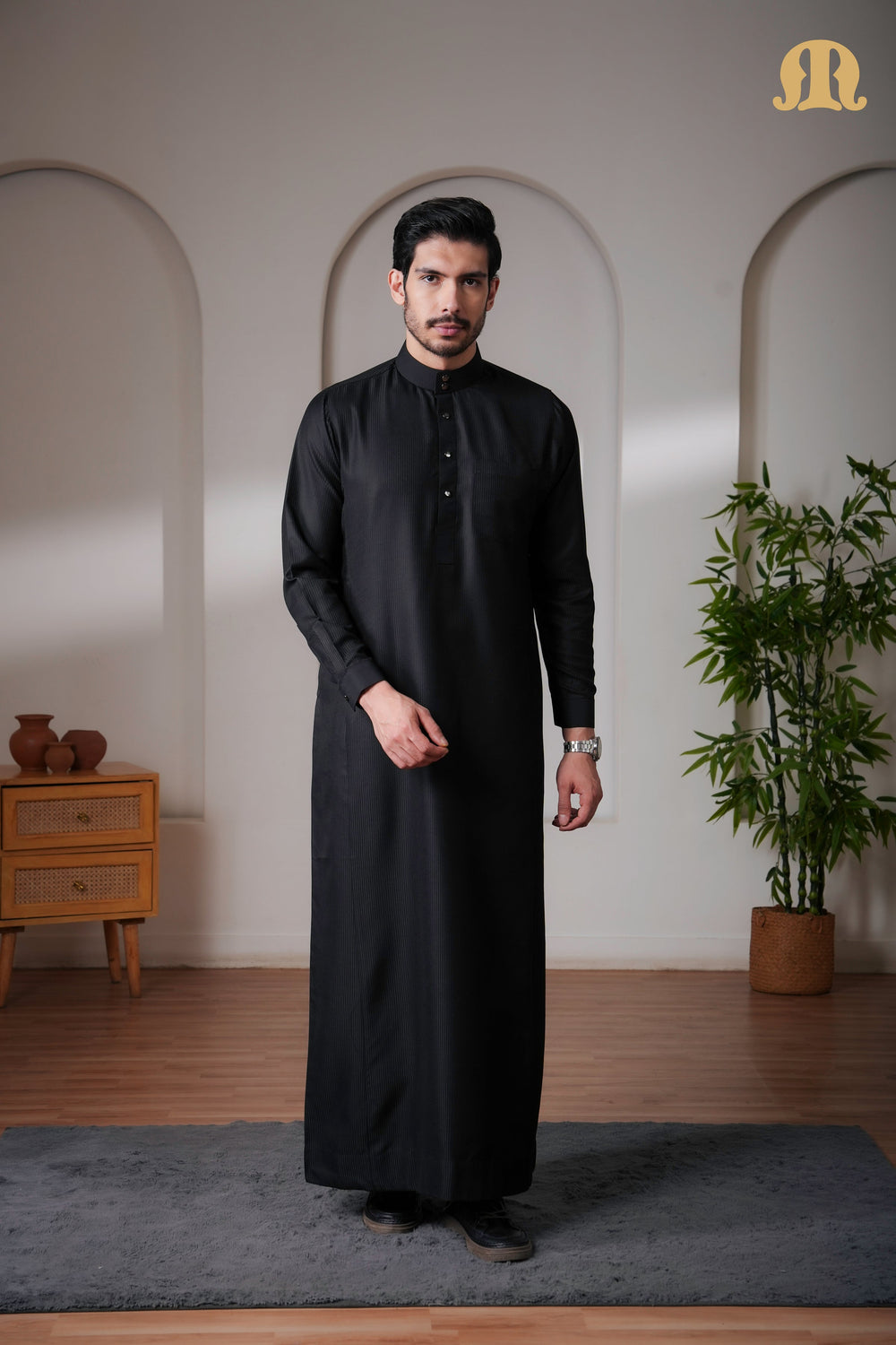 OZ Premium Saudi Striped Black Thobe Mens