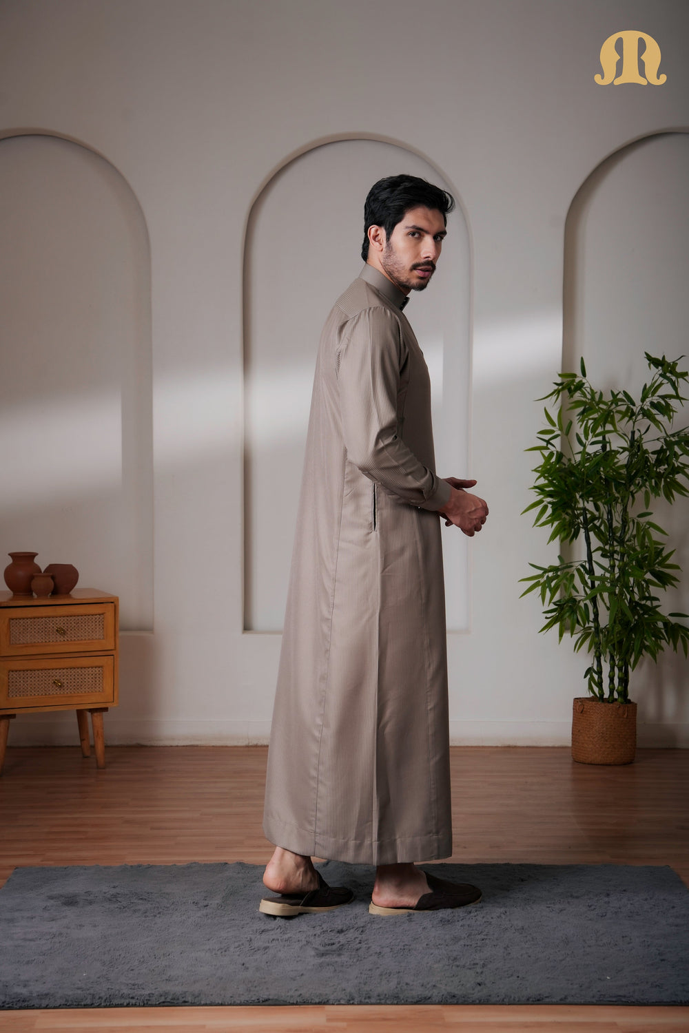 OZ Premium Saudi Striped Brown Thobe Mens