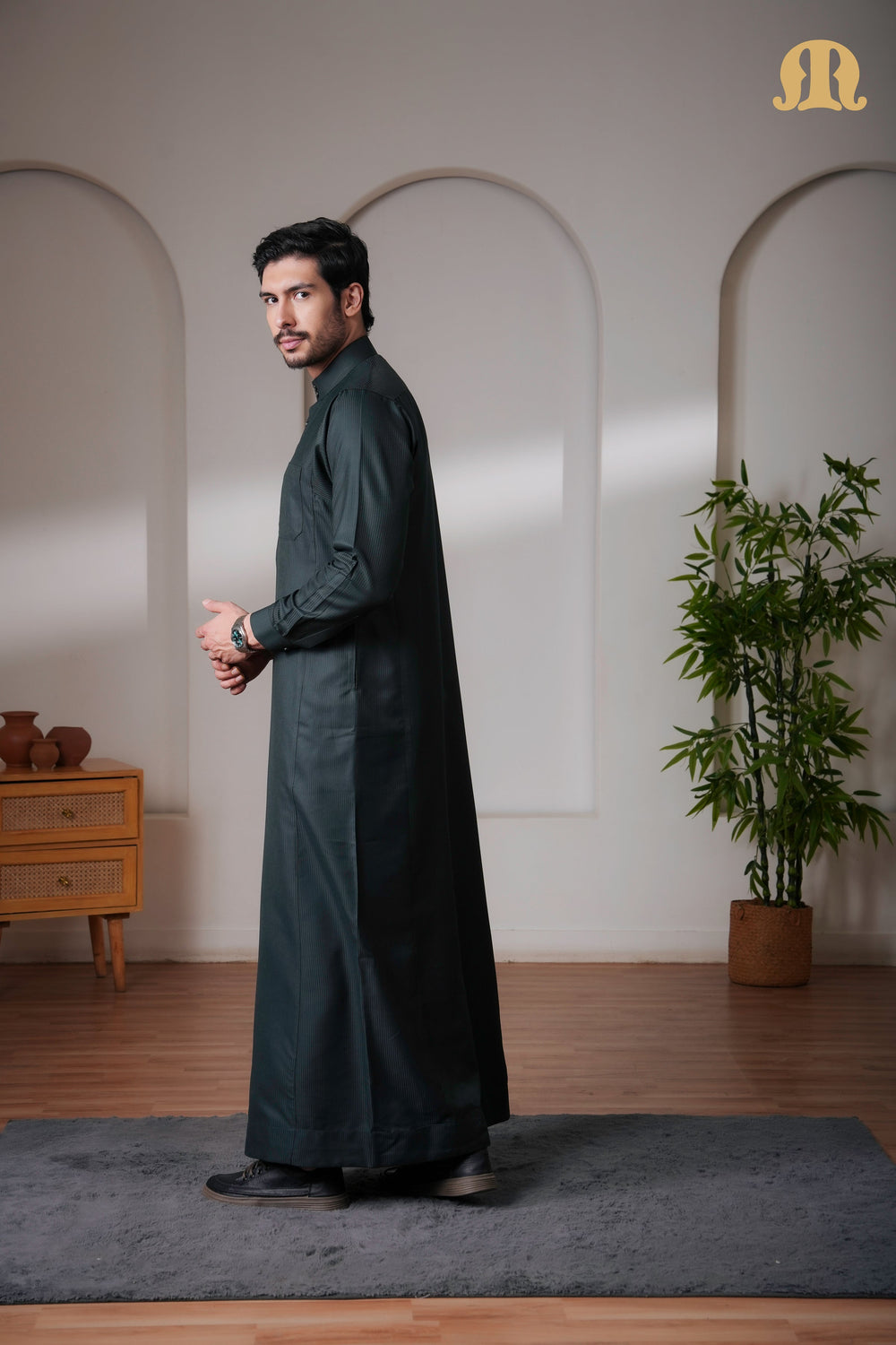 OZ Premium Saudi Striped Green Thobe Mens
