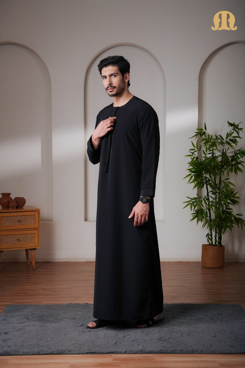Yalin Emrati Black Thobe Mens