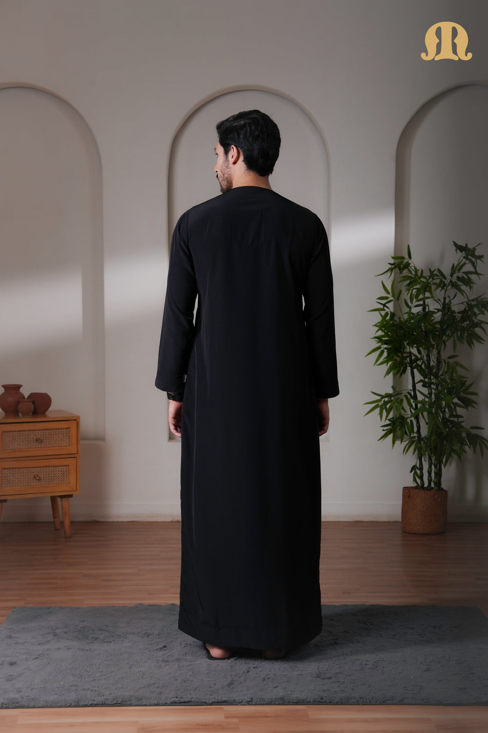 Yalin Emrati Black Thobe Mens