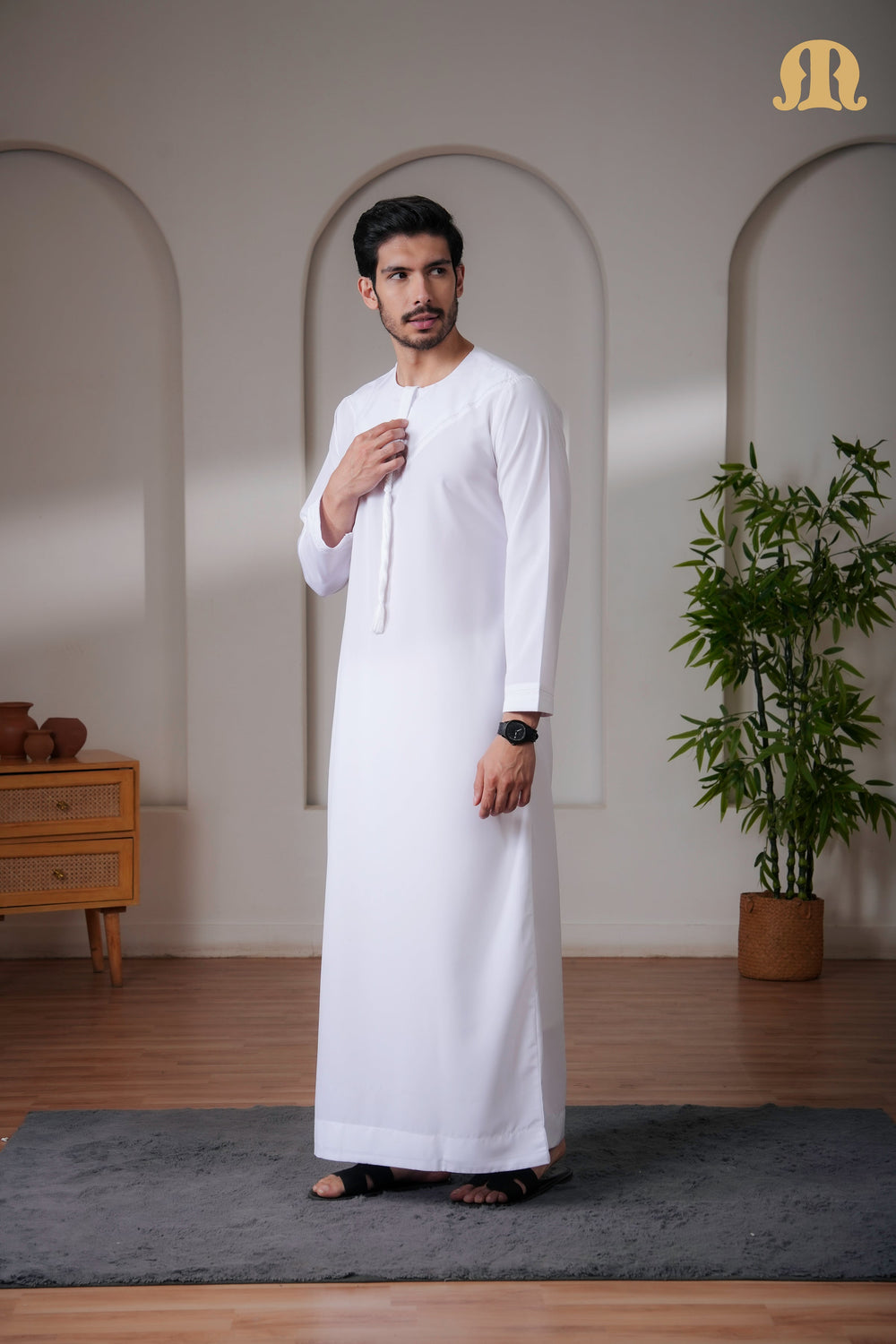 Yalin Emrati White Thobe Mens