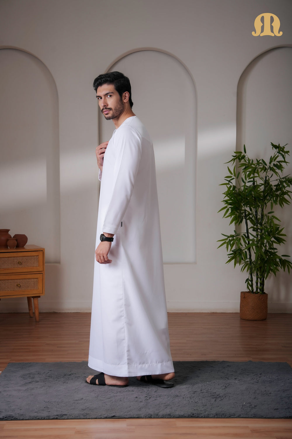 Yalin Emrati White Thobe Mens