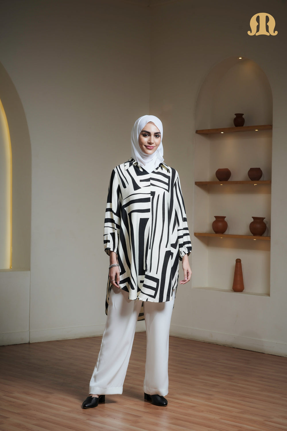 SAHARA  TUNIC BLACK